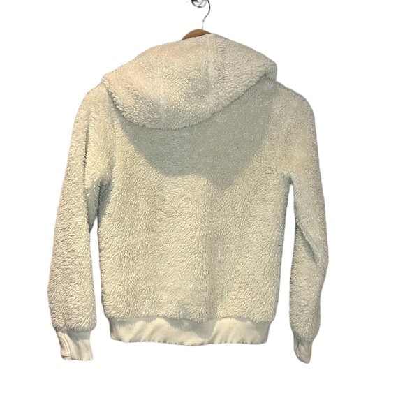 Athleta Girl So Snug Cream Sherpa Jacket Size 12 Large - Picture 2 of 6